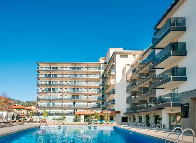 fachada hotel eden hotels